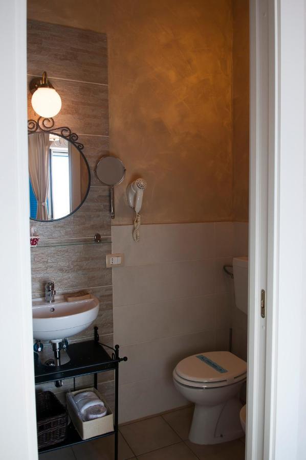 La Dimora Di Caboto B&B Gaeta Buitenkant foto