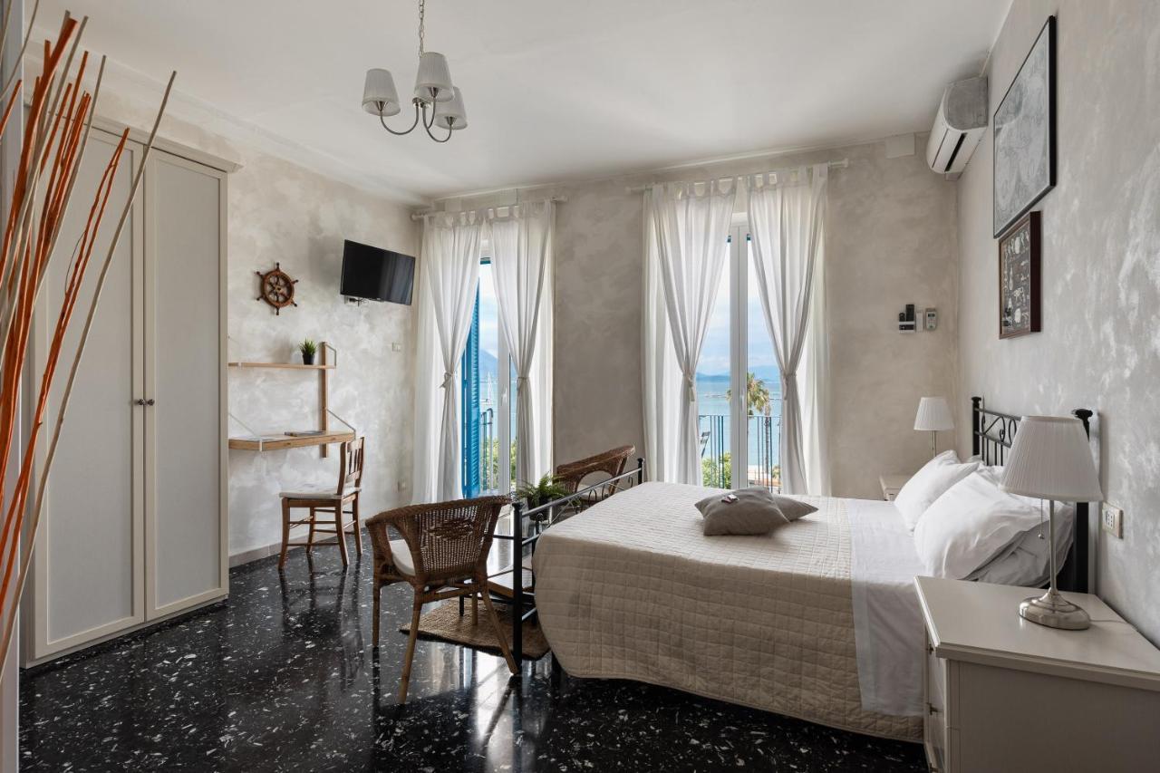 La Dimora Di Caboto B&B Gaeta Buitenkant foto